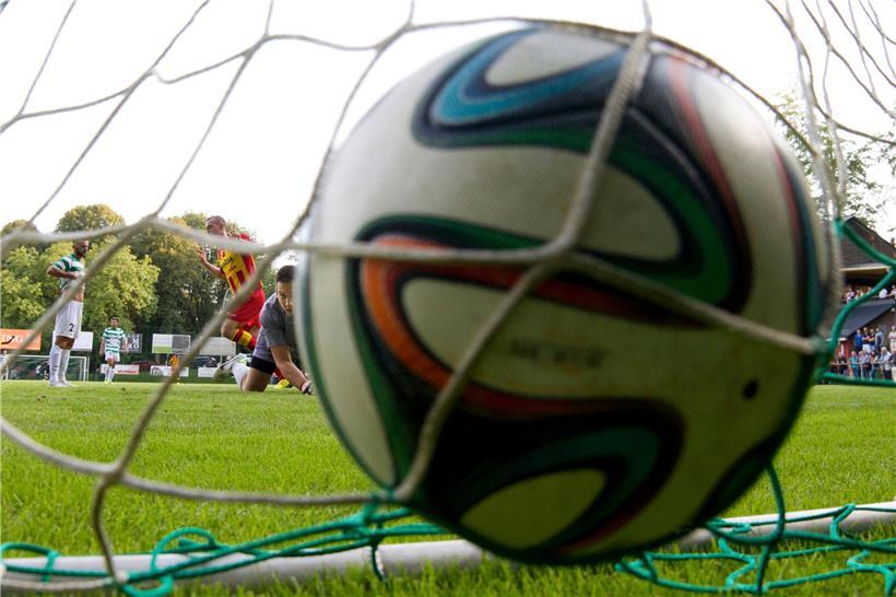 Für viele Fußballer endete die Saison am Freitagnachmittag
