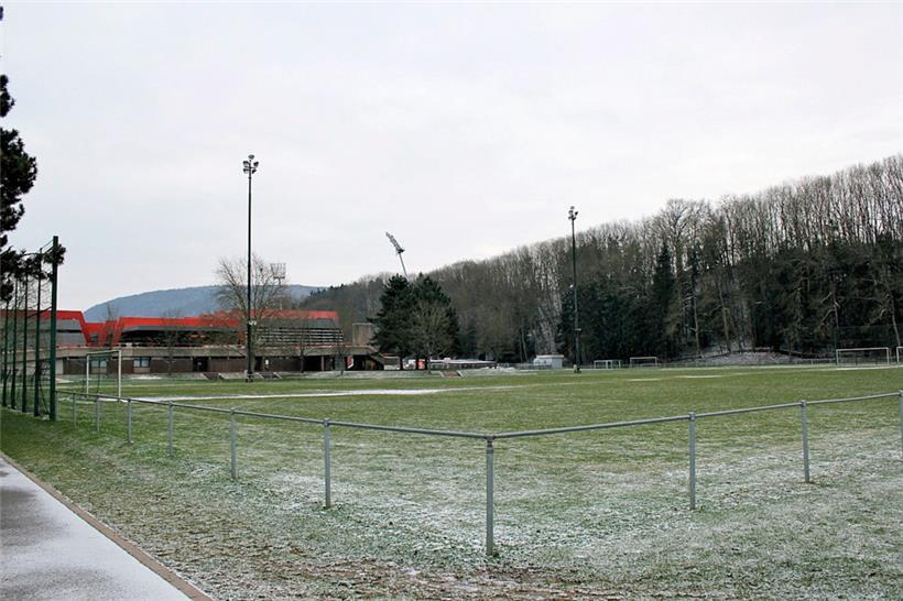 Fußballplatz in Diekirch: Was hat sich an Nationalfeiertag dort abgespielt? Hinweise auf unsittliches Verhalten oder gar versuchte Kindesentführung gibt es bisher jedenfalls nicht.
