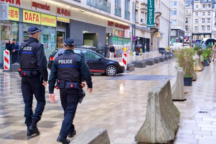 Fußstreife im Bahnhofsviertel: beobachten, registrieren, abschätzen