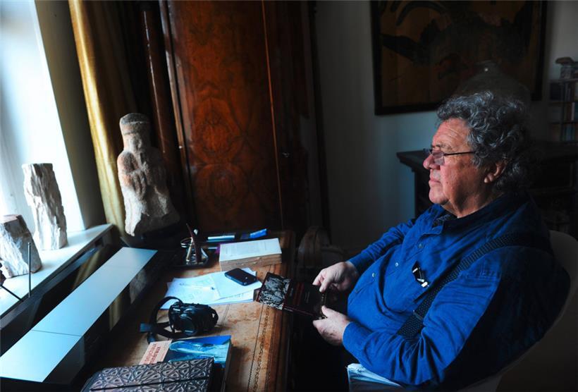 Gaston Vogel bei sich zu Hause