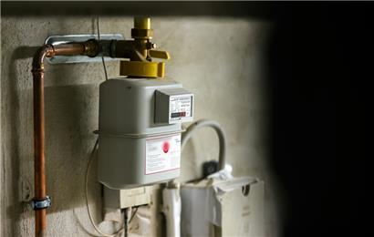 Gaszähler im Keller eines Einfamilienhauses: Vier EU-Staaten wollen nicht, dass auch Erdgas als „nachhaltig“ eingestuft wird
