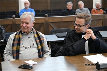 Gebrandmarkt: Marc Scheer, hier mit seinem Anwalt Me Thierry Hirsch
