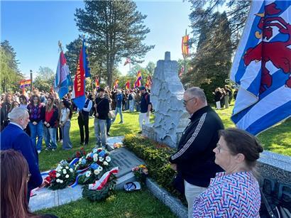 Gedenken am luxemburgischen Mahnmal
