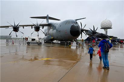 Geduldig trotzten die Besucher am Wochenende dem Regen
