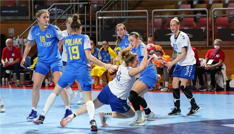 Gegen die physisch überlegenen Ukrainerinnen hatten Luxemburgs Handballerinnen einen schweren Stand
