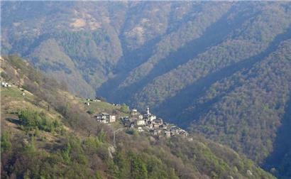 Geht es nach den verbliebenen Einwohnern von Monteviasco, zählt ihr Dorf bald zur Schweiz
