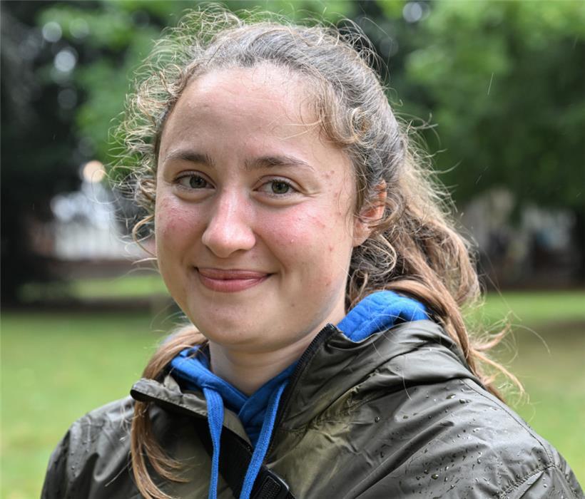 Gemeinsam mit Jang Ast leitet Studentin Anne Jacobs den „Camp“ in Erpeldingen