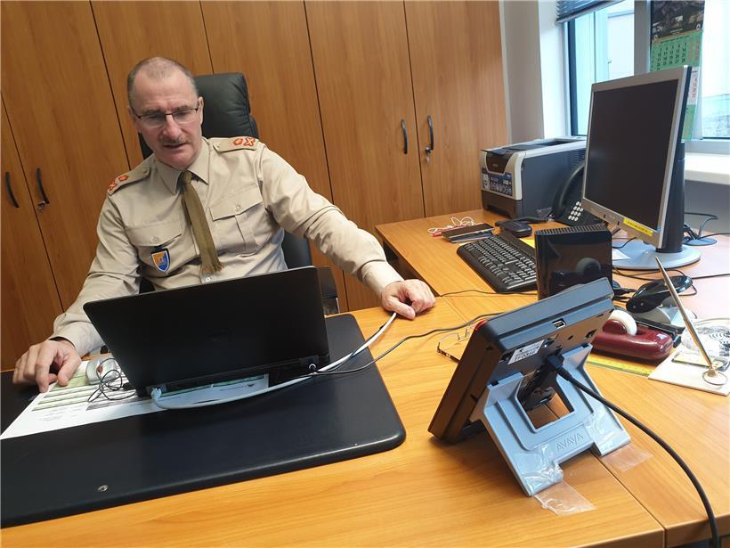 General Alain Duschène nimmt sich an seinem letzten offiziellen Arbeitstag nochmals Zeit, dem Tageblatt Rede und Antwort zu stehen
