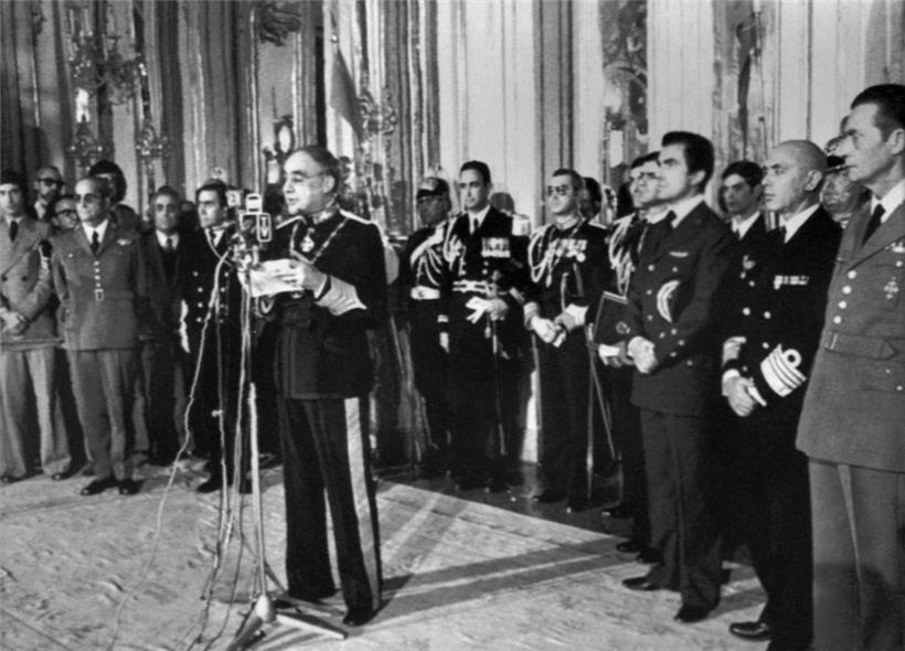 General António Sebastião Ribeiro de Spínola bei seiner ersten Rede als Präsident
