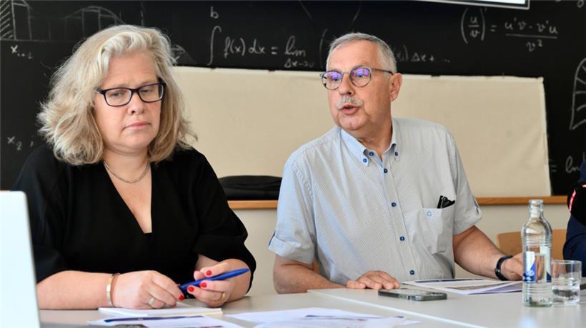 Generaldirektorin Nancy Racké und Verwaltungsratspräsident Camille Feyder

