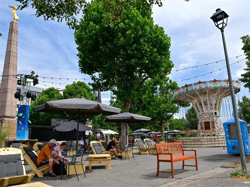 Cocktails, Kettenkarussell und ein Blick über das Petrusstal: „Summer op der Gëlle Fra“ ist zurück