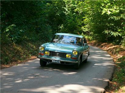 Gepflegte Oldtimer sind eine Augenweide für jeden PS-Fan
