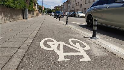 Gepollert: Der untere Teil der Jean-Pierre-Michels-Straße in Esch
