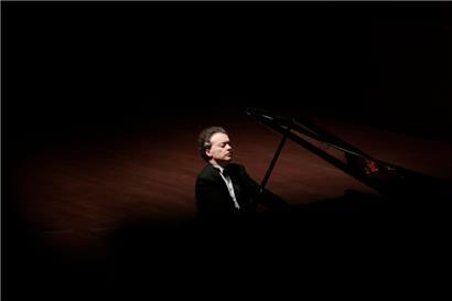 Gequältes Genie? Jewgenij Kissin in der Philharmonie.
