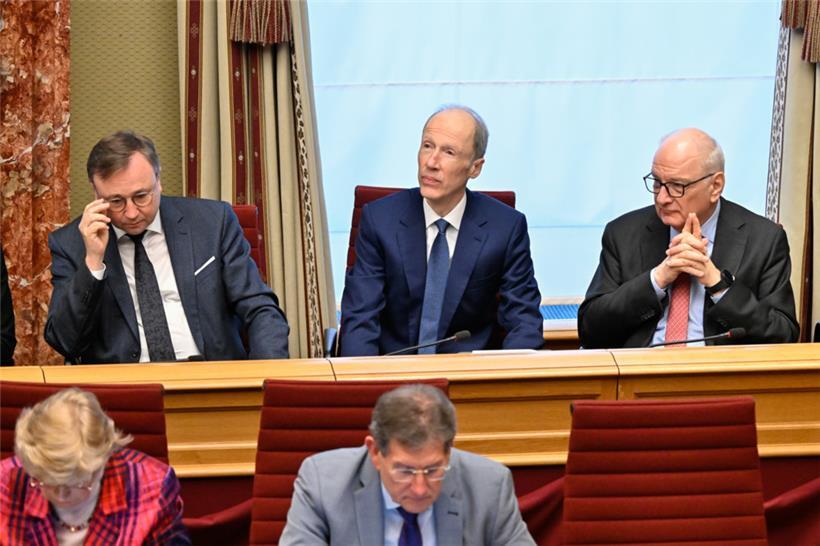 Gérard Schockmel (M.) legte die roten Linien der DP dar
