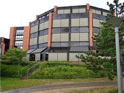 Angestellte des Conservatoire im Gespräch, Hinweise auf Spannungen mit der Führungsebene laut Medienbericht