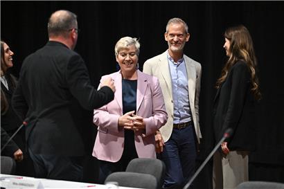 Gesundheitsministerin Martine Deprez und AMMD-Präsident Chris Roller bei Quadripartite Treffen in Düdelingen, Mittwoch