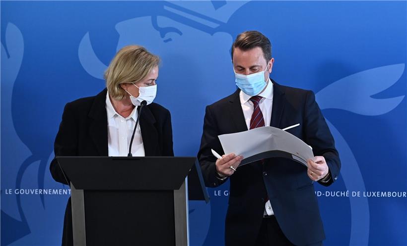 Gesundheitsministerin Paulette Lenert und Premierminister Xavier Bettel haben die Öffentlichkeit am Mittwochnachmittag bei einer Pressekonferenz auf den neuesten Stand gebracht, was die Corona-Maßnahmen für das Großherzogtum angeht 
