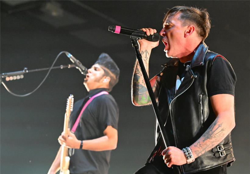 Gitarrist Ian D’Sa und Sänger Benjamin Kowalewicz
