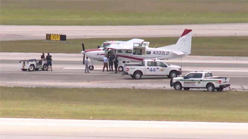 Glückliche Landung: Die Cessna 208 auf dem Flugfeld in Palm Beach
