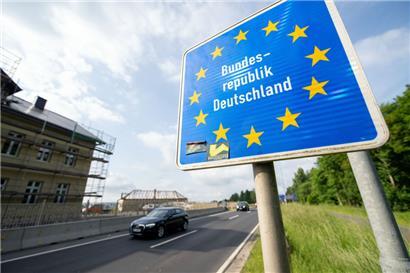 Grenzübergang zwischen Deutschland und Tschechien: Zutritt nur mit gültigen Papieren – und nicht für Asylsuchende
