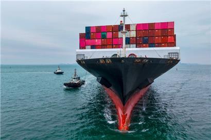 Große Schiffe mit mehr als 5.000 Tonnen Ladekapazität machen nach Angaben der IMO 85 Prozent der gesamten CO2-Emissionen der internationalen Schifffahrt aus
