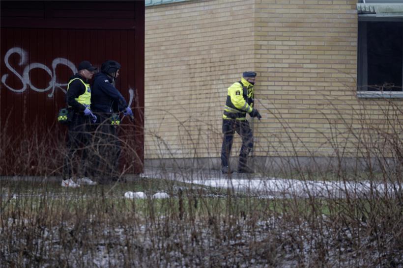 Großeinsatz an einer schwedischen Schule: Mehrere Personen wurden von Schüssen verletzt. Berichten zufolge ist der Täter tot.
