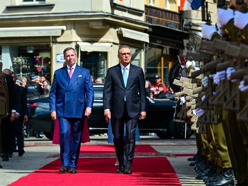 Großherzog Guillaume und portugiesischer Präsident António José Seguro beim offiziellen Empfang am Samstag