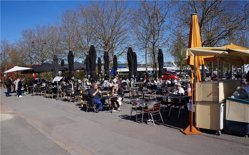 Gut besuchte Terrassen auf der place Dr Fernand Kons in der Moselperle Remich
