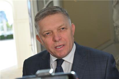 Gut möglich, dass sich die EU nach dem Wahlsieg von Robert Fico in der Slowakei von zwei Mitgliedern erpresst sehen wird, wenn es Einstimmigkeit braucht.
