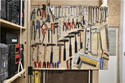 Gut sortierter „Gutt Geschier“ Standort Esch 2023 mit nachhaltigen Mehrwegverpackungen und umweltfreundlichen Produkten