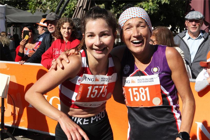 Gute Laune bei Lena Kersch (l.) und Shefi Xhaferaj, die beide aufs Treppchen der...