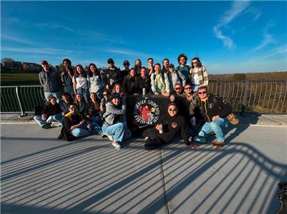 Gute Laune beim traditionellen belgischen Bierfest
