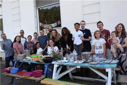 Gute Stimmung am Sonntag beim „Zero waste food dinner“ 
