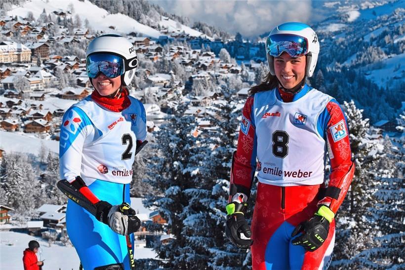 Gwyneth Ten Raa (r., hier mit Schwester Joyce) hat am Donnerstag im Riesenslalom die nächste Chance
