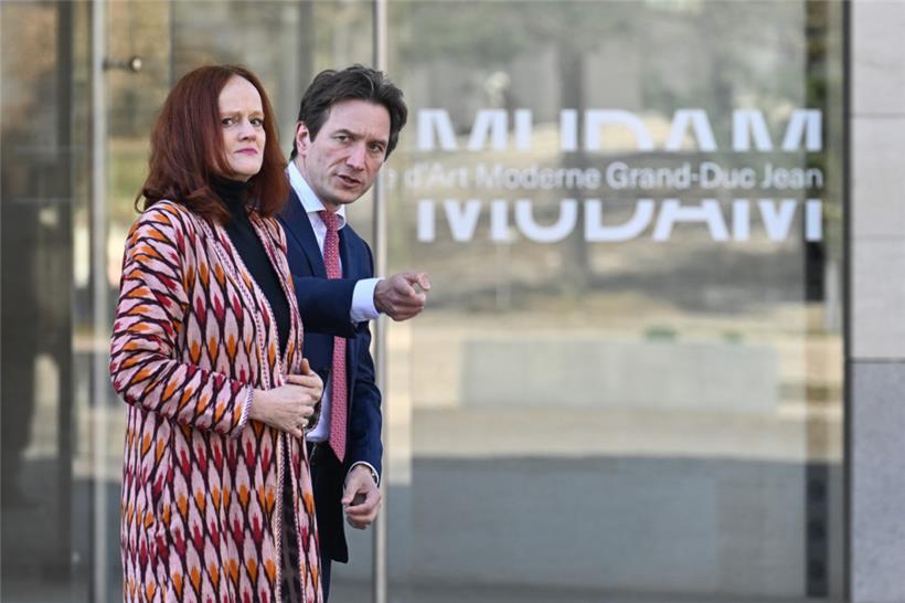 Haben derzeit Grund zu Sorgen: Bettina Steinbrügge (Mudam-Direktorin) und Jean-Paul Olinger (Mudam-Verwaltungsratspräsident)
