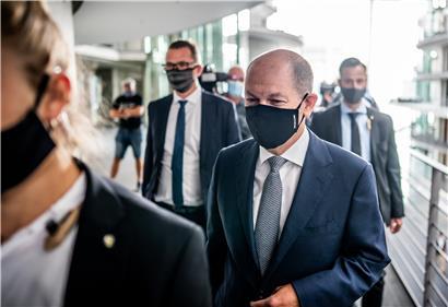 Hat er gelogen? Deutschlands Finanzminister Olaf Scholz musste am Mittwoch zur nichtöffentlichen Befragung zum Finanzausschuss in den Bundestag.
