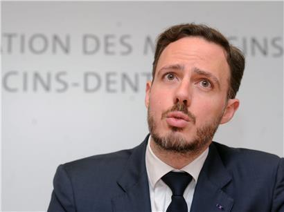 Porträt von Philippe Wilmes, Arzt mit umstrittenen Kreuzband-Operationen bei Patienten