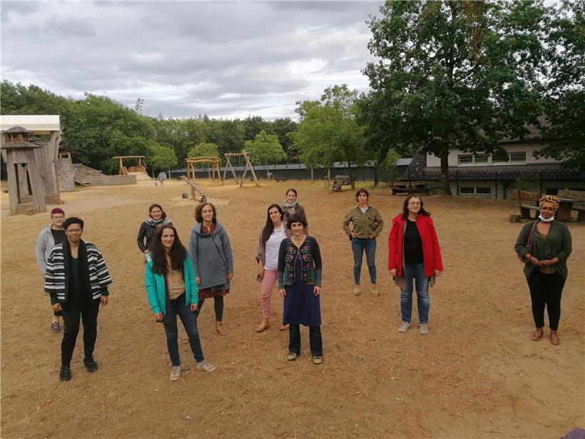 Hebammen, Doulas, Aktivistinnen, Mütter und werdende Mütter haben sich zum „Birth Activism Circle“ zusammengefunden, um sich für ein besseres Geburtensystem in Luxemburg einzusetzen
