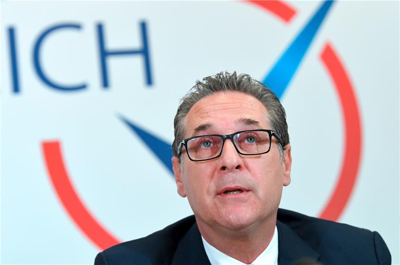 Heinz-Christian Strache hält nicht viel von Reumütigkeit, zelebriert sich weiter als Opfer und versucht, trotz erwiesener Korruptionsbereitschaft, wieder ein öffentliches Amt zu erlangen
