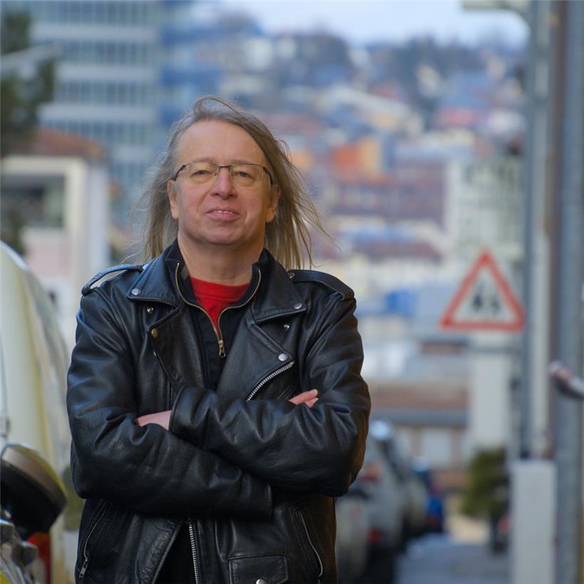 Helmut Kuntschner engagiert sich gegen Rechtsextremismus und tritt bei der Bundestagswahl für die Linke an
