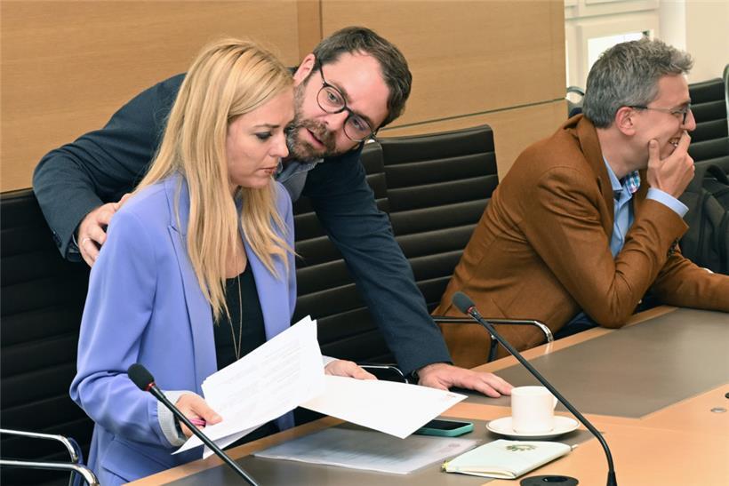 Hier noch einig: Kommissionspräsident Charel Weiler (CSV) und Berichterstatterin Taina Bofferding (LSAP)
