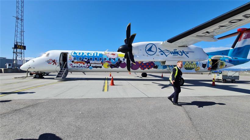 Hier waren noch keine Schäden zu erkennen: Die Maschine am Vormittag am Boden in Oslo.
