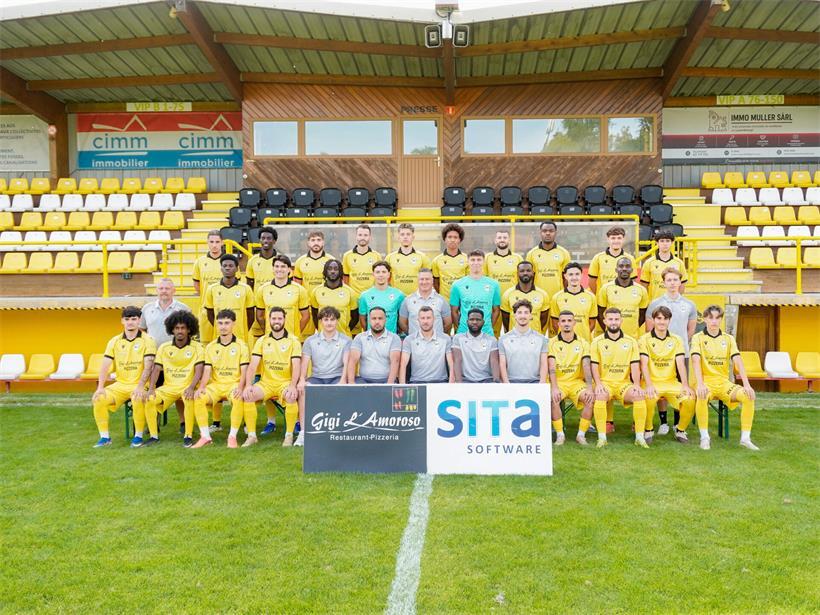 Hintere Reihe von links: Dylan Magalhães, Bruno Correia, Ivan Englaro, Chris Stumpf, Rodrigo Tavares, Enzo Lima, Redouane Boulbrachène, Leny Tela, Valentino Tallarico, Diogo Monteiro.Mittlere Reihe von links: Ralph Birchem (Betreuer), Gedeon Dimbu, Isaque Gavioli, Herman Moussaki, Dzenis Novalic, Claudio Englaro, Eldin Latik, Conrad Azong, Mirza Rasiti, Wilson Kamavuaka, Alexis Rigoulot (Physiotherapeut).Vordere Reihe von links: Leandro Matos, Hanibal Salomon, Samuel Almeida, Charles Morren, Hugo Bove (Physiotherapeut), Ismael Dumont (Co-Trainer), Claudio Lombardelli (Trainer), Rodrigue Dikaba (Co-Trainer), Valentin Bove (Physiotherapeut), Igor Teles, Belmin Muratovic, Martim Elemano, Vin Schmit.