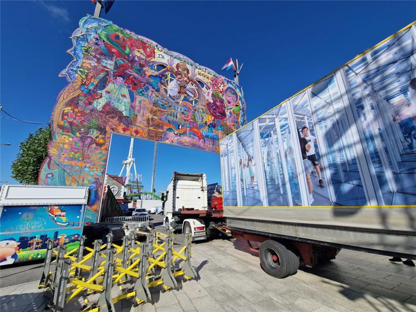 Hochbetrieb schon am frühen Morgen auf der „Fouer“
