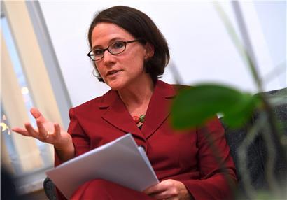 Hofmarschallin Yuriko Backes hat sich im RTL-Interview zu den Reformen am Hof geäußert
