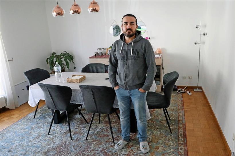 Ibrahim Mohammed dans le salon qu’il va devoir quitter
