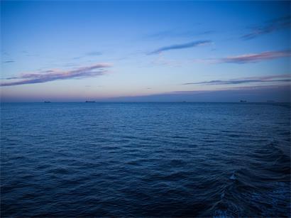 Russisches Kriegsschiff feuert Warnschüsse auf Yacht im Ärmelkanal bei Zwischenfall
