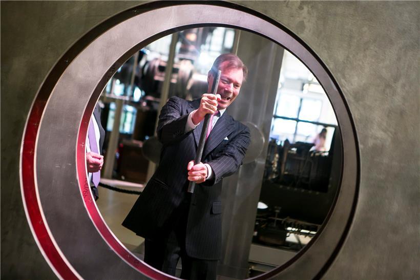 Im Dezember 2008 stürzte Großherzog Henri (hier bei einer Visite des Science Center in Differdingen im Jahr 2017) Luxemburg in eine institutionelle Krise, als er sich weigerte, das Euthanasiegesetz zu unterzeichnen
