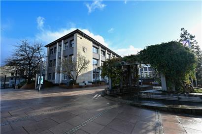 Im Gemeinderat in Sanem wurde am Freitagabend hin und her diskutiert
